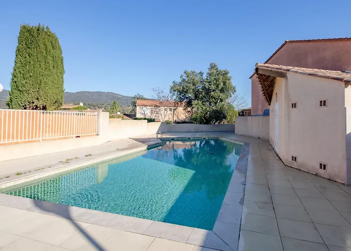 Le Laurier By Interhome