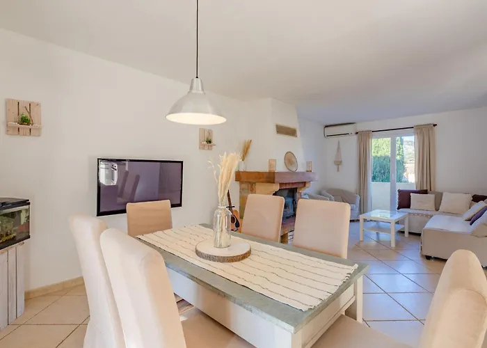 Vakantiehuis Le Laurier By Interhome *